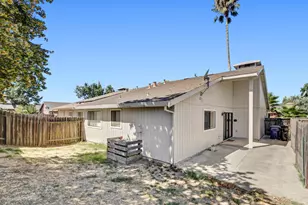 7677 Harvest Woods Dr, Sacramento, CA 95828 - Photo 30