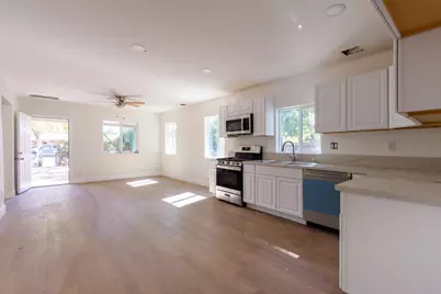 1059 Acacia Avenue, Sacramento, CA 95815 - Photo 6