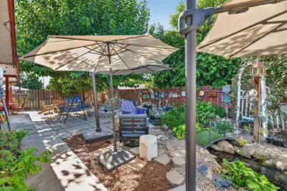 4553 E Redlands Avenue, Fresno, CA 93726 - Photo 26