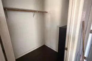 2032 E 9th St, Stockton, CA 95206 - Photo 12
