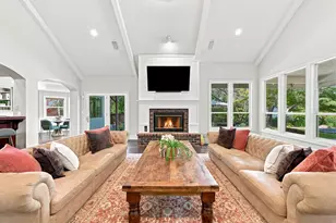 6060 Greystone Pl, Granite Bay, CA 95746 - Photo 4