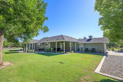 8460 E Keyes Road, Hughson, CA 95326 - Photo 28