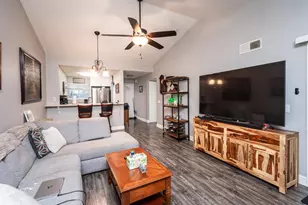 4801 Dover Ln, Sacramento, CA 95842 - Photo 18