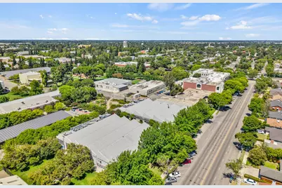 1071 W Monterey Avenue, Stockton, CA 95204 - Photo 34