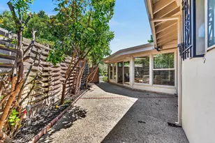 1071 W Monterey Ave, Stockton, CA 95204 - Photo 42