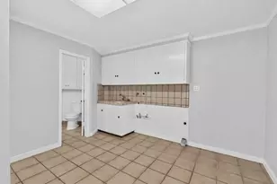1071 W Monterey Ave, Stockton, CA 95204 - Photo 20