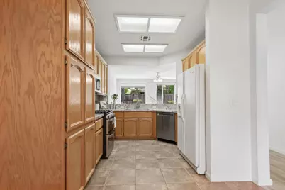 336 Rundgren Way, Folsom, CA 95630 - Photo 10