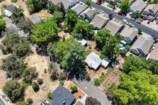 814 Comstock Dr, Folsom, CA 95630 - Photo 42