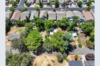 814 Comstock Drive, Folsom, CA 95630 - Photo 42