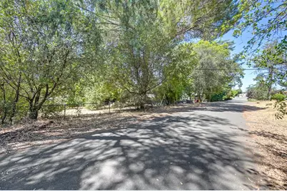 814 Comstock Drive, Folsom, CA 95630 - Photo 12