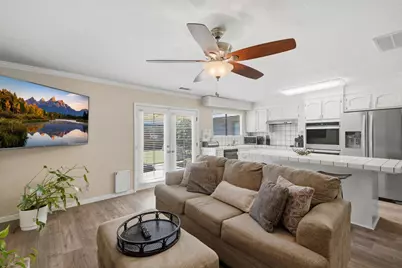 2870 Smoke Tree Cir Circle, Stockton, CA 95209 - Photo 10