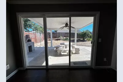 9800 Crimsonwood Way, Sacramento, CA 95827 - Photo 24