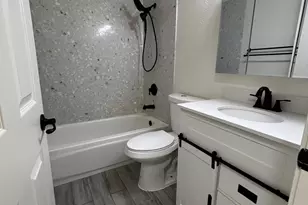 9800 Crimsonwood Way, Sacramento, CA 95827 - Photo 10