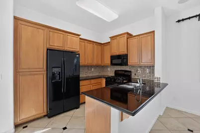 3900 E Commerce Way, Sacramento, CA 95834 - Photo 14