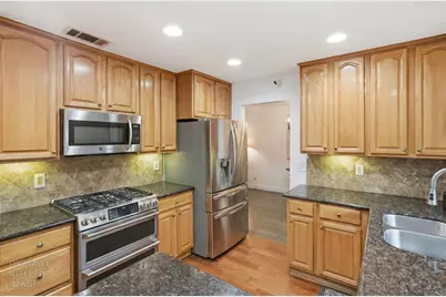 8264 Canyon Oak Dr, Citrus Heights, CA 95610 - Photo 4