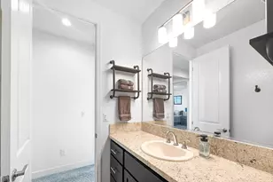 411 S Atlantica Dr, Madera, CA 93636 - Photo 34
