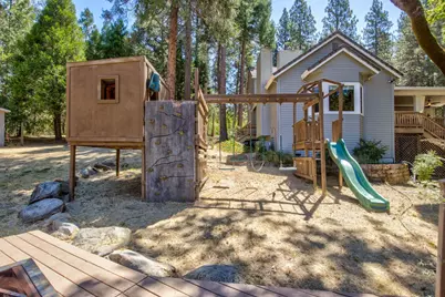7010 Flat Creek Drive, Somerset, CA 95684 - Photo 52