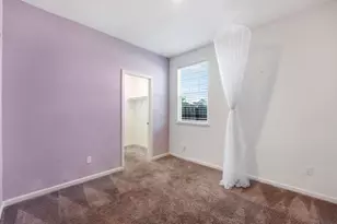 545 Chimes St, Lathrop, CA 95330 - Photo 8