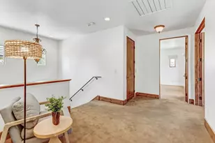 922 Shore Breeze Dr, Sacramento, CA 95831 - Photo 48