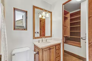 922 Shore Breeze Dr, Sacramento, CA 95831 - Photo 66