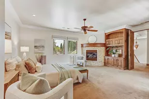 922 Shore Breeze Dr, Sacramento, CA 95831 - Photo 52