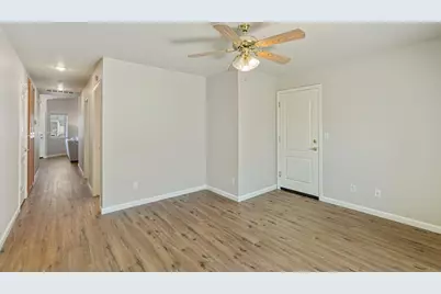 647 Village Drive, Galt, CA 95632 - Photo 18