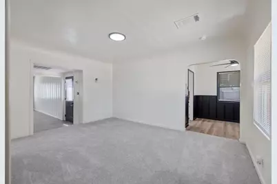 1114 N Conyer Street, Visalia, CA 93291 - Photo 8