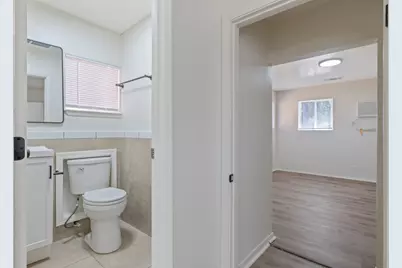 1114 N Conyer Street, Visalia, CA 93291 - Photo 42