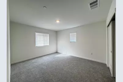 8861 Stratham Way, Elk Grove, CA 95758 - Photo 12