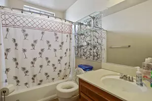 1106 Autumn Ct, Stockton, CA 95210 - Photo 24