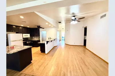 8177 Oak Landing Court, Sacramento, CA 95828 - Photo 18