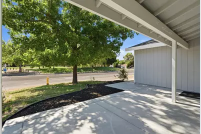 4781 Oakhollow Drive, Sacramento, CA 95842 - Photo 2