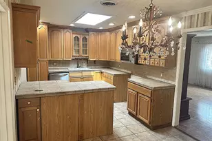 5764 Alicia Ave, Linda, CA 95961 - Photo 6