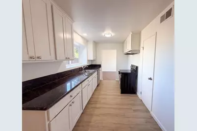 4948 Dewey Drive, Fair Oaks, CA 95628 - Photo 10