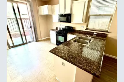 8907 Great Rock Circle, Sacramento, CA 95829 - Photo 4