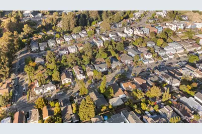 6054 Outlook Avenue, Oakland, CA 94605 - Photo 24