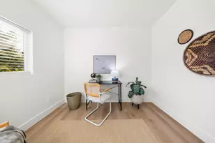 6054 Outlook Ave, Oakland, CA 94605 - Photo 18