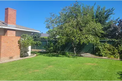 513 Fairview Avenue, Madera, CA 93637 - Photo 22