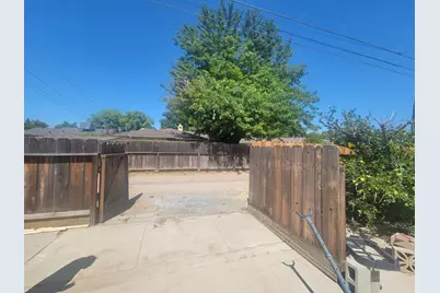514 Fairview Avenue, Madera, CA 93637 - Photo 26