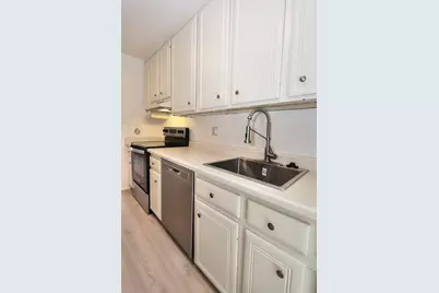 722 Woodside Lane #1, Sacramento, CA 95825 - Photo 8