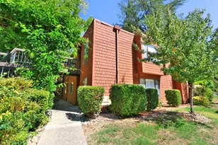722 Woodside Ln, Sacramento, CA 95825 - Photo 1