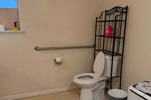 134 W Park St, Stockton, CA 95202 - Photo 14