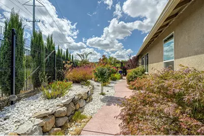10095 Rio Moon Drive, Roseville, CA 95747 - Photo 76