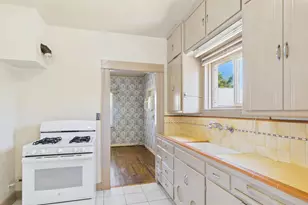 124 E Anderson St, Stockton, CA 95206 - Photo 8