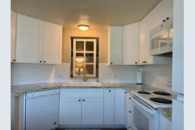 Pringle Avenue #68, Galt, CA 95632 - Photo 16