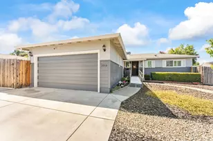 1016 Colnar St, Roseville, CA 95678 - Photo 2