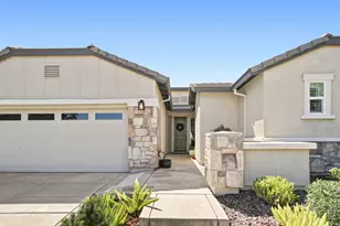 2206 Russell Cir, Woodland, CA 95776 - Photo 2