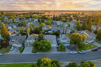 4950 Adalis Drive, Elk Grove, CA 95758 - Photo 36