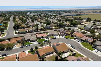 128 Chardonnay Street, Los Banos, CA 93635 - Photo 38