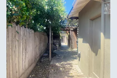 2309 Monte Carlo Avenue, Modesto, CA 95350 - Photo 8
